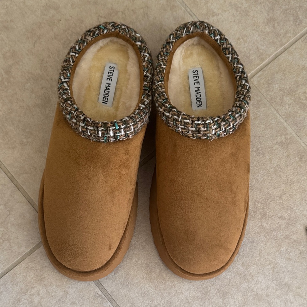 Steve Madden Women's Platform Faux Fur Lined Slip On Mules